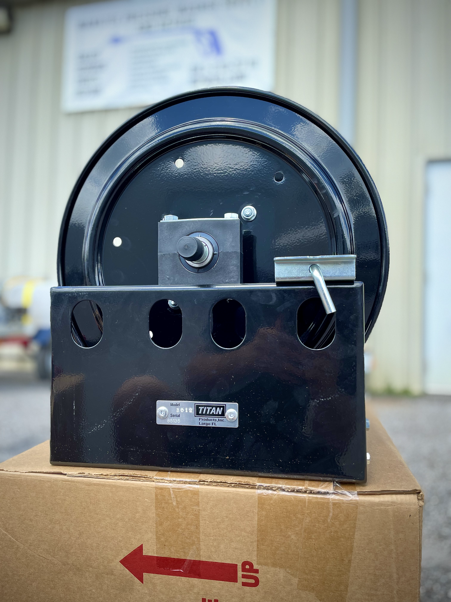 Titan 3012 12" Full Frame Black Reel