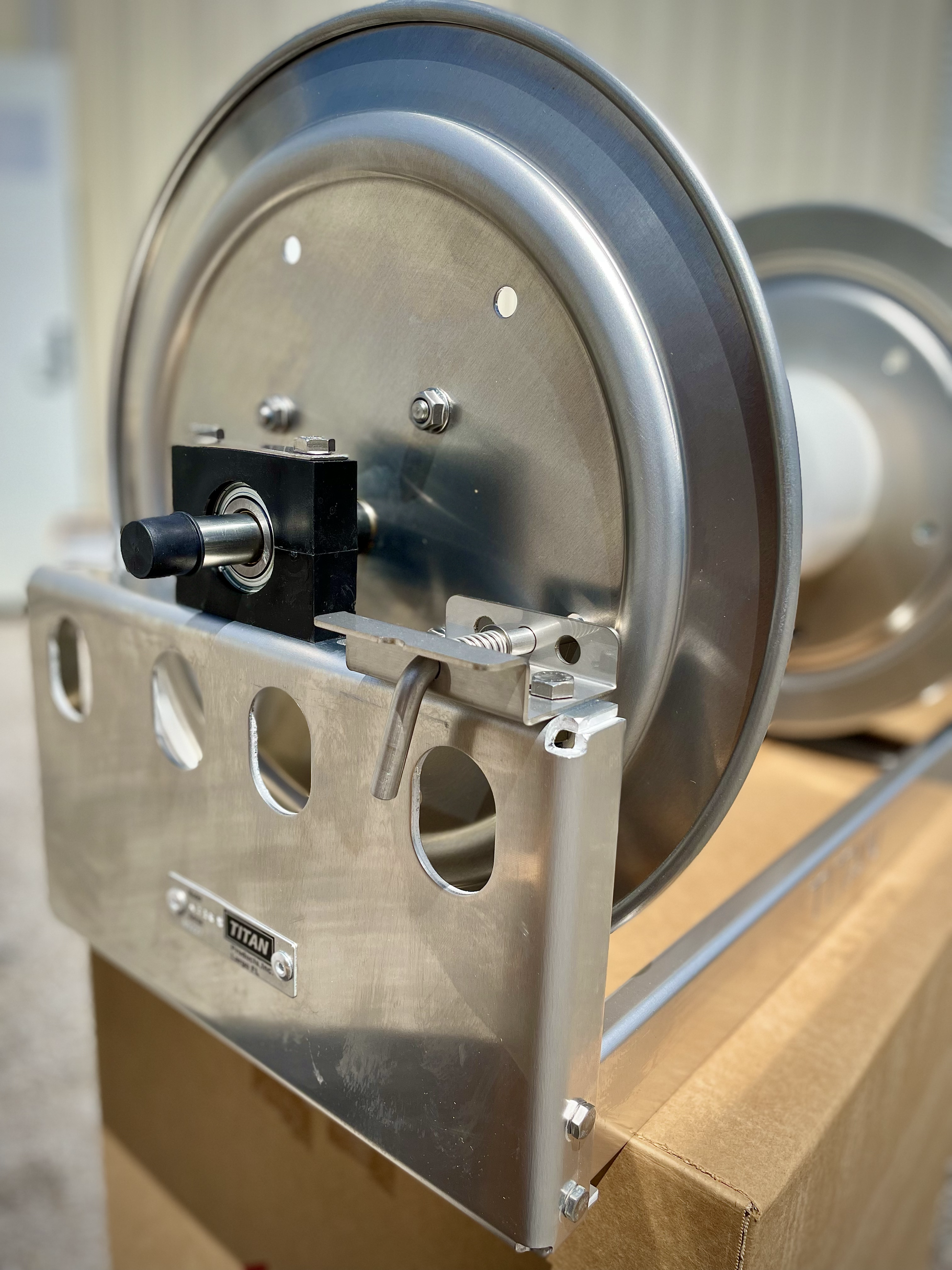 Titan 4312S 12" Full Frame Reel