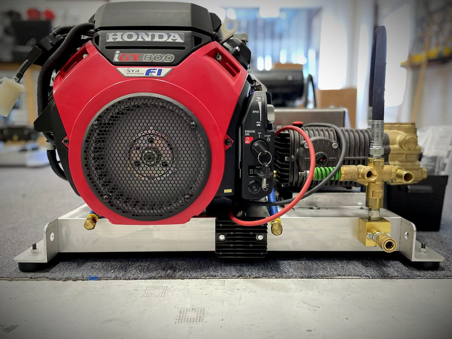 B-K8040HC Bandit 8gpm at 4000psi Honda IGX800 Commercial Pressure Washer