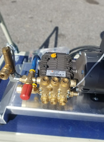 Electric 3.5GPM 2500PSI  Pressure Washer Skid